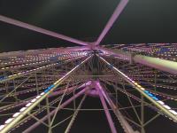 Ferris Wheel�